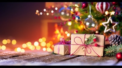 Confused about what to get people? Worry not! We bring you the perfect gifting guide (Photos: Instagram/iStock) Confused about what to get people? Worry not! We bring you the perfect gifting guide (Photos: Instagram/iStock)
