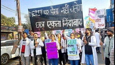 Protesting MBBS students write to President, PM