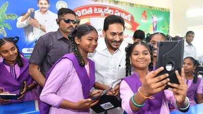 Overall, 5,18,740 tablets will be distributed to 4,59,564 Class 8 students and 59,176 teachers across the state. Overall, 5,18,740 tablets will be distributed to 4,59,564 Class 8 students and 59,176 teachers across the state.