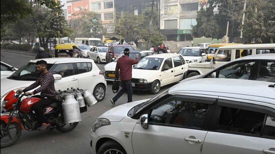 Ludhiana roads choke as school buses add to peak-hour traffic ...