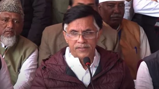 Congress leader Pawan Khera asked the government whether it would stop Parliament session for the Covid threat citing which they want Rahul Gandhi's Bharat Jodo Yatta to be stalled. 