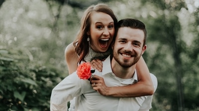 Expectations that hold us back from building a healthy relationship (Unspalsh) Expectations that hold us back from building a healthy relationship (Unspalsh)