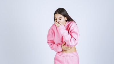 Mishri helps in relieving nausea and vomiting sensation triggered by acidity. Keeping it in mouth can soothe the unease. (freepik )