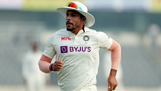 Umesh Yadav in action on Day 1 of the 2nd Test against Bangladesh(ANI)