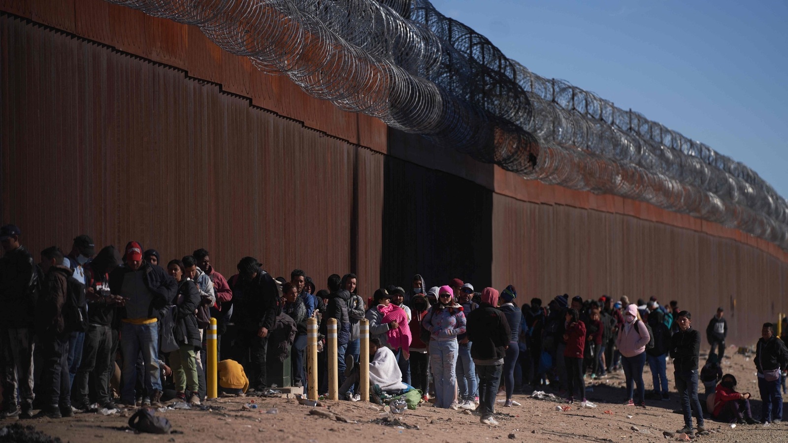 Gujarat man falls to death trying to cross US Mexico border wall state