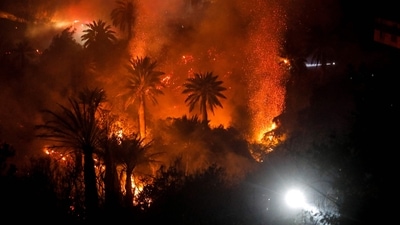 Hundreds of houses are located in the hills of Vina del Mar in the Valparaiso Region, Chile where the fire broke out killing at least two people. (AFP) Hundreds of houses are located in the hills of Vina del Mar in the Valparaiso Region, Chile where the fire broke out killing at least two people. (AFP)