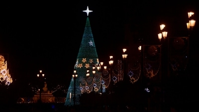 3. Seville in Spain - If you are a sun hunter and want to watch the nativity in very reasonable temperatures. head off to Seville’s Christmas market. (Photo by CRISTINA QUICLER / AFP) 3. Seville in Spain - If you are a sun hunter and want to watch the nativity in very reasonable temperatures. head off to Seville’s Christmas market. (Photo by CRISTINA QUICLER / AFP)