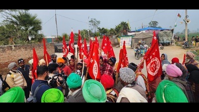 The protesters reiterated their demands and said they would join probe committees only after all their conditions are met. (HT photo) The protesters reiterated their demands and said they would join probe committees only after all their conditions are met. (HT photo)