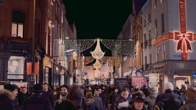 Dublin, Ireland: Dublin is consistently ranked among the top cities by tourists because of its history, cuisine, architecture, storytelling, and, of course, pubs. Dublin is a significant international metropolis and the capital. There is something here for everyone, from pubs to castles, churches to parks, and it meets the needs of all different types of tourists and travellers. (Unsplash)
