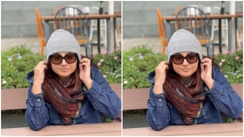 If you want to look festive effortlessly, then simply accessorise your outfit by wearing a Christmas-themed scarf or a beanie. (Instagram/@balanvidya)