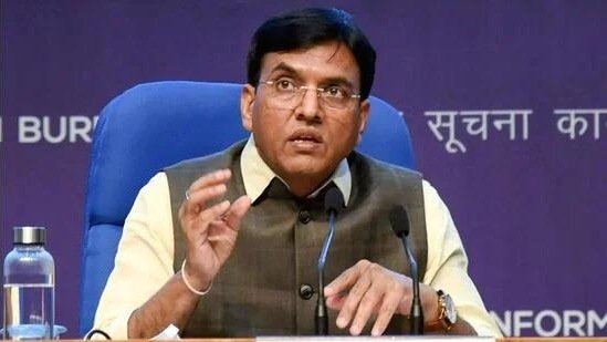 'Need to be alert, not panic': Mandaviya after meeting with state ministers on Covid 'Need to be alert, not panic': Mandaviya after meeting with state ministers on Covid