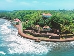 Foreign tourist arrivals seeking to spend their days in sunny parts of the world away from the cold and wet winters of Europe also lead to a surge in tourism in Goa around this time of the year. (Twitter/TourismGoa)