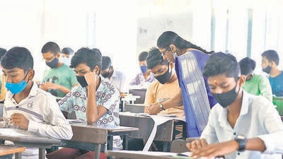 Applications are open for the first phase of JEE Main and the test will be conducted between January 24 and 31, except Republic Day on January 26. The second phase will be held between April 6 and 12. (Rahul Raut/HT Photo) Applications are open for the first phase of JEE Main and the test will be conducted between January 24 and 31, except Republic Day on January 26. The second phase will be held between April 6 and 12. (Rahul Raut/HT Photo)