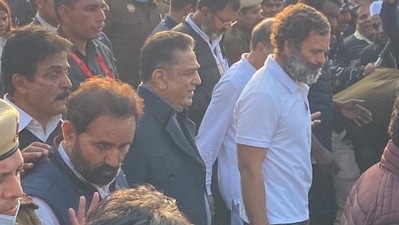 Actor Kamal Hassan joins 'Bharat Jodo Yatra' in New Delhi. (ANI)
