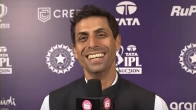 Ashish Nehra (YouTube) Ashish Nehra (YouTube)