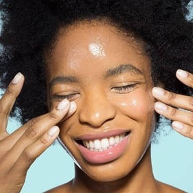 The skin slugging trend has emerged as the go-to method for people with dry skin type. (pinterest) The skin slugging trend has emerged as the go-to method for people with dry skin type. (pinterest)