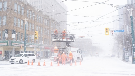 In pics | ‘Wild’ winter storm wreaks havoc across US | Hindustan Times