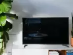 10 Best TVs With Web OS & Tizen In 2022 