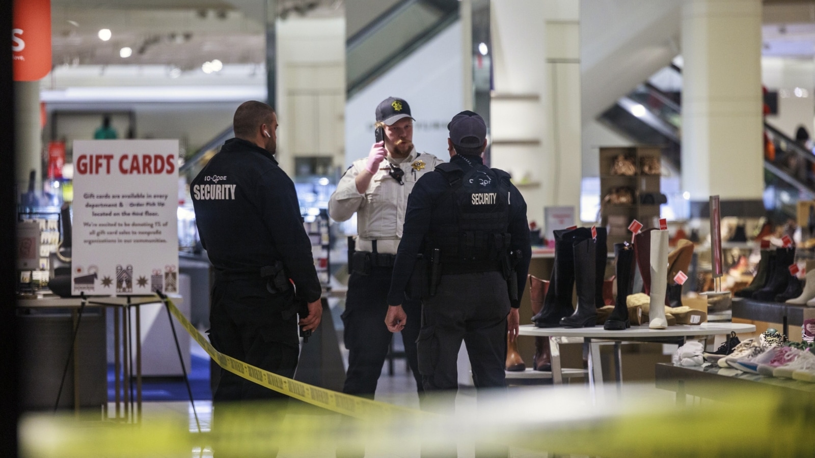 5 Arrested In Deadly Shooting At Minnesota’s Mall Of America (huffpost.com)