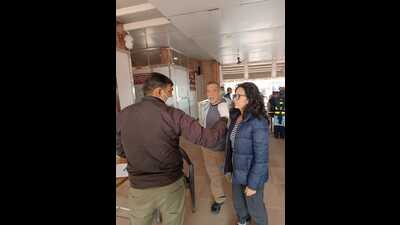 Foreign tourists undergoing Covid test at the Taj Mahal on December 22. (HT FILE PHOTO) Foreign tourists undergoing Covid test at the Taj Mahal on December 22. (HT FILE PHOTO)