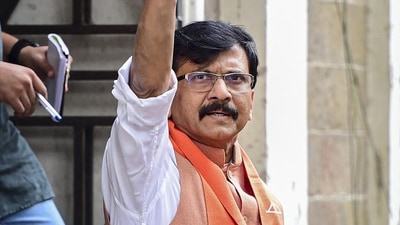 Sanjay Raut addressed two controversial comments of Mallikarjun Kharge and Amruta Fadnavis is his weekly Rokthok column