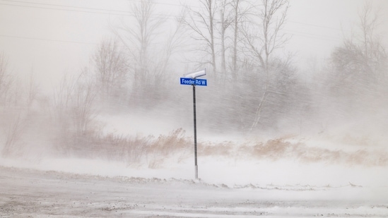 US Winter Storm: Leaves hundreds of thousands without power on ...