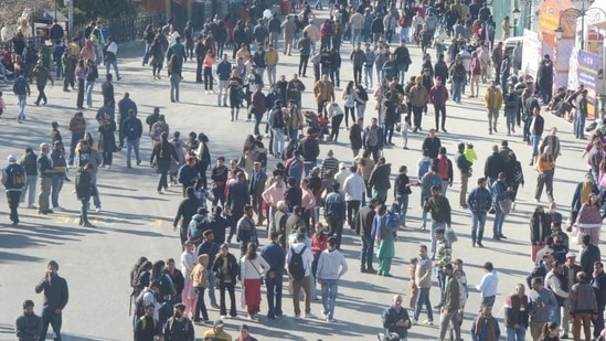 A large number of tourists from across the world thronged the resorts of Shimla to celebrate Christmas and New Year amid rising Covid cases in some countries.&nbsp;(HT Photo/Deepak Sansta)