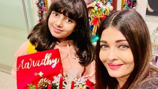 Aishwarya Rai celebrates Christmas with daughter Aaradhya Bachchan, (Instagram)