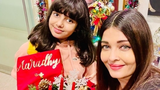 Aishwarya Rai Bachchan: The Devdas actor took to her Instagram handle to share a photo with her daughter Aaradhya and wished her fans. "Merry Christmas and much love, peace, good health and happiness God Bless," she wrote.&nbsp;(Instagram/@aishwaryaraibachchan_arb)