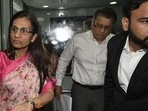Former ICICI Bank CEO Chanda Kochhar and her husband Deepak Kochhar .(Biplov Bhuyan/HT PHOTO) Former ICICI Bank CEO Chanda Kochhar and her husband Deepak Kochhar .(Biplov Bhuyan/HT PHOTO)