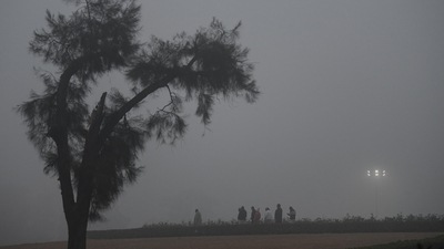 A view of Raj Ghat amid dense fog on a cold winter morning, in New Delhi on December 26. The Safdarjung weather station, which provides the representational data for Delhi, recorded a high of 16.2 degrees Celsius – five degrees below normal for this time of the season, and the lowest so far, and logged a minimum temperature of 5.3 degrees – three notches below normal and the joint-lowest of the season with December 23, HT reported. (Amit Sharma / ANI)