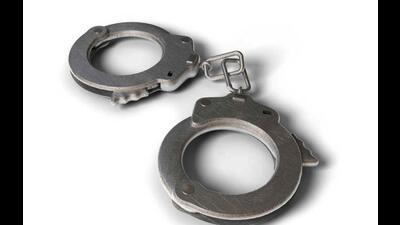 A 25-year-old Kasarwadi resident was arrested for extorting money by the Pimpri-Chinchwad police on Sunday. (REPRESENTATIVE IMAGE)