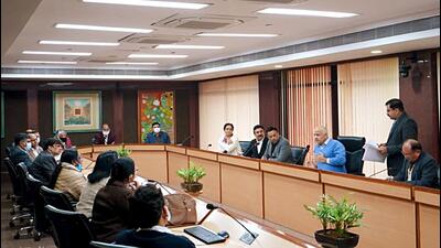 Delhi deputy chief minister Manish Sisodia chairs a review meeting with directors and medical superintendents of government hospitals to take stock of Covid-19 preparations in New Delhi on Monday. (ANI) Delhi deputy chief minister Manish Sisodia chairs a review meeting with directors and medical superintendents of government hospitals to take stock of Covid-19 preparations in New Delhi on Monday. (ANI)