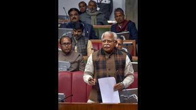 Khattar pays tributes to armed force personnel, politicians (PTI)