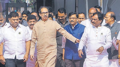 Nagpur: Former Maharashtra chief minister Uddhav Thackeray with Rajya Sabha MP Sanjay Raut arrives to attend the Winter Session of Maharashtra Assembly, at Vidhan Bhavan in Nagpur, Monday, Dec. 26, 2022. (PTI Photo) (PTI12_26_2022_000106B) (PTI) Nagpur: Former Maharashtra chief minister Uddhav Thackeray with Rajya Sabha MP Sanjay Raut arrives to attend the Winter Session of Maharashtra Assembly, at Vidhan Bhavan in Nagpur, Monday, Dec. 26, 2022. (PTI Photo) (PTI12_26_2022_000106B) (PTI)