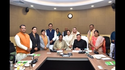 Uttar Pradesh legislative assembly speaker Satish Mahana attending the inaugural meeting of the house committees on Monday. (Sourced) Uttar Pradesh legislative assembly speaker Satish Mahana attending the inaugural meeting of the house committees on Monday. (Sourced)