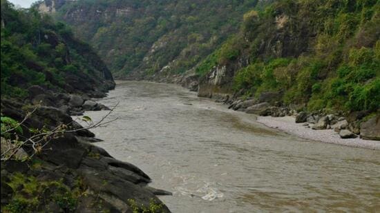 Two construction workers were feared drowned after they fell into the Beas river near the Dhaulasidh hydel project dam site in Nadaun sub division, 23km from Hamirpur, on Sunday. (Representative photo)