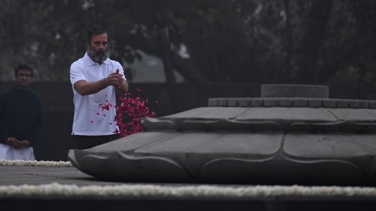 Rahul Gandhi visited Veer Bhumi and Shanti Van, the memorials of his father and another former prime minister Rajiv Gandhi and Jawaharlal Nehru. (HT Photo/Raj K Raj)