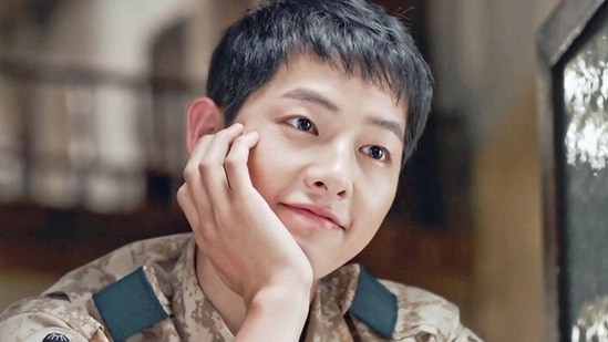Song Joong Ki's Popularity Spikes in China Due to “Descendants of the Sun”  Success
