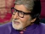 KBC 14: Amitabh Bachchan and Akshay Kumar teased each other on the show. KBC 14: Amitabh Bachchan and Akshay Kumar teased each other on the show.