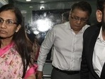Former ICICI Bank CEO Chanda Kochhar and her husband Deepak Kochhar .(Biplov Bhuyan/HT PHOTO) Former ICICI Bank CEO Chanda Kochhar and her husband Deepak Kochhar .(Biplov Bhuyan/HT PHOTO)