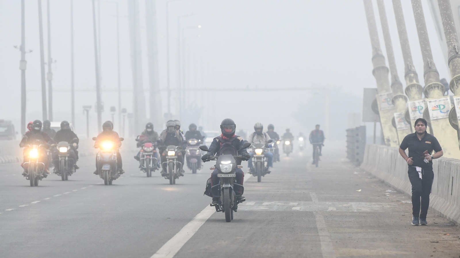 Delhi colder than Nainital today amid severe cold wave; train and