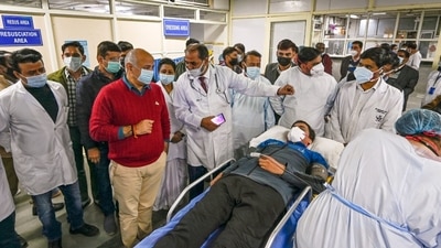 Medical Director of the hospital, Suresh Kumar said that there was no reason to panic but people need to be vigilant, follow Covid protocols and take the booster dose of the vaccines. "In the mock drill, we saw our response time and it was perfect," he said. (HT Photo/Raj K Raj) Medical Director of the hospital, Suresh Kumar said that there was no reason to panic but people need to be vigilant, follow Covid protocols and take the booster dose of the vaccines. "In the mock drill, we saw our response time and it was perfect," he said. (HT Photo/Raj K Raj)