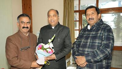 Himachal Pradesh chief minister Sukhvinder Singh Sukhu with leader of opposition in the state assembly Jai Ram Thakur and his deputy CM during a meeting in Shimla on Tuesday. (ANI Picture Service)