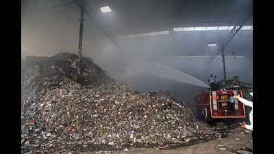 On November 1, 2020, a major fire had broken out at the 200 tonnes garbage processing plant, leading to the entire area being enveloped by smoke. (HT FILE PHOTO) On November 1, 2020, a major fire had broken out at the 200 tonnes garbage processing plant, leading to the entire area being enveloped by smoke. (HT FILE PHOTO)