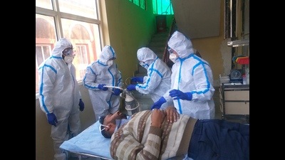 The health department conducted mock drills at the district hospitals in Faridkot, Moga, Bathinda, Fazilka, Ferozepur, Muktsar and Mansa to assess their preparedness. (HT Photo) The health department conducted mock drills at the district hospitals in Faridkot, Moga, Bathinda, Fazilka, Ferozepur, Muktsar and Mansa to assess their preparedness. (HT Photo)