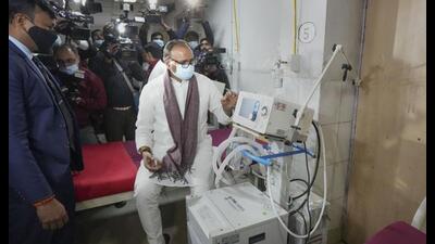 Uttar Pradesh deputy chief minister and health minister Brajesh Pathak during a mock drill for Covid preparedness, at Balrampur hospital in Lucknow, Tuesday. (PTI photo) Uttar Pradesh deputy chief minister and health minister Brajesh Pathak during a mock drill for Covid preparedness, at Balrampur hospital in Lucknow, Tuesday. (PTI photo)