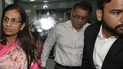 Former ICICI Bank CEO Chanda Kochhar and her husband Deepak Kochhar . (Biplov Bhuyan/HT PHOTO) Former ICICI Bank CEO Chanda Kochhar and her husband Deepak Kochhar . (Biplov Bhuyan/HT PHOTO)