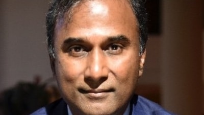 Dr. Shiva Ayyadurai wants to be the next Twitter CEO. Dr. Shiva Ayyadurai wants to be the next Twitter CEO.