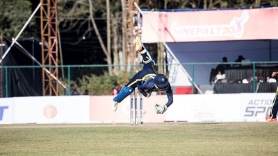 Nepal wicketkeeper inflicts insane run-out in T20 match (Twitter/CricketNep) Nepal wicketkeeper inflicts insane run-out in T20 match (Twitter/CricketNep)